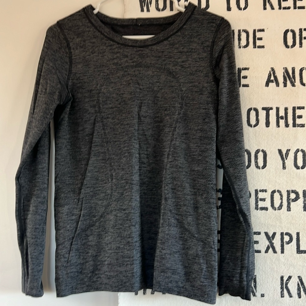 Swiftly Relaxed Long-Sleeve Shirt Size 6